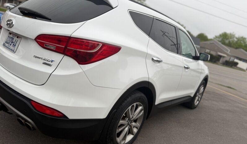 
								Hyundai Santa Fe Sport 2015 full									