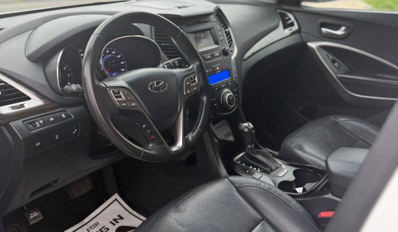
								Hyundai Santa Fe Sport 2015 full									