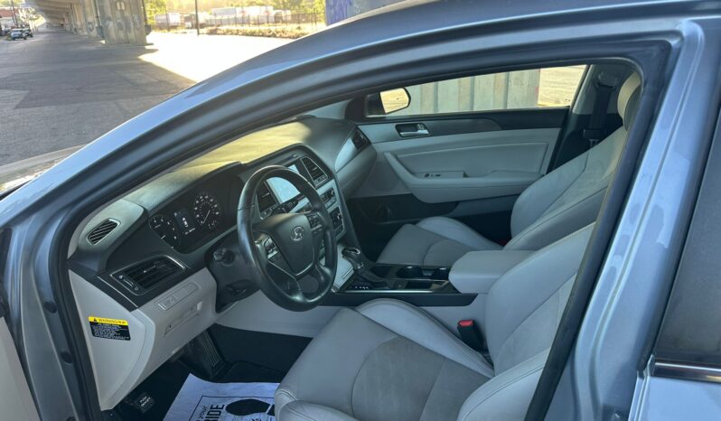 
								Hyundai Sonata 2017 full									